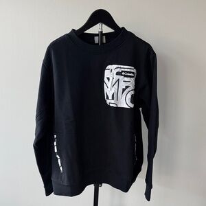 Columbia Black Crewneck Sweater with Graphic Detail